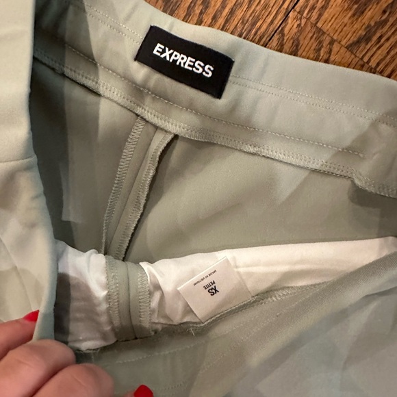 Express super soft double knit jogger dress pant - Picture 3 of 5